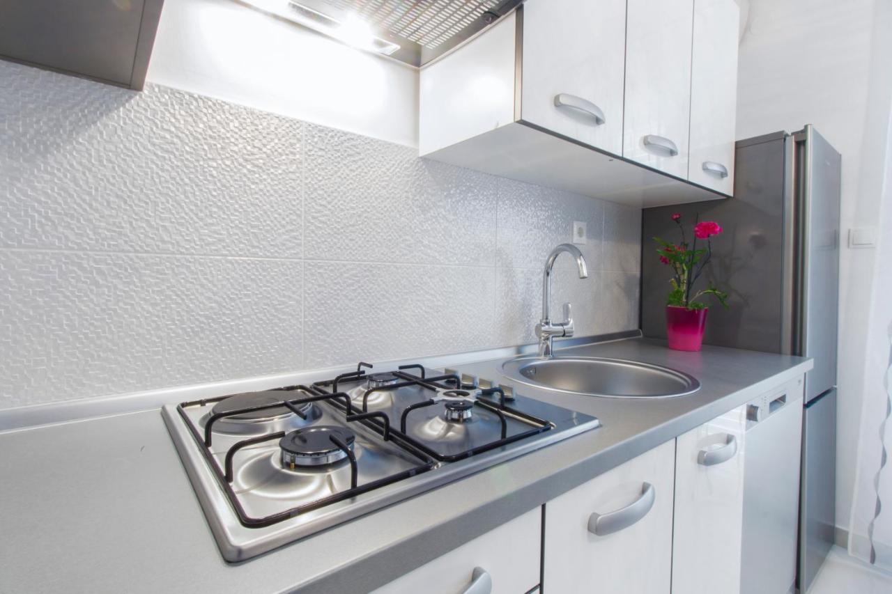 Apartmani Vesna เกรบัชติซา ภายนอก รูปภาพ