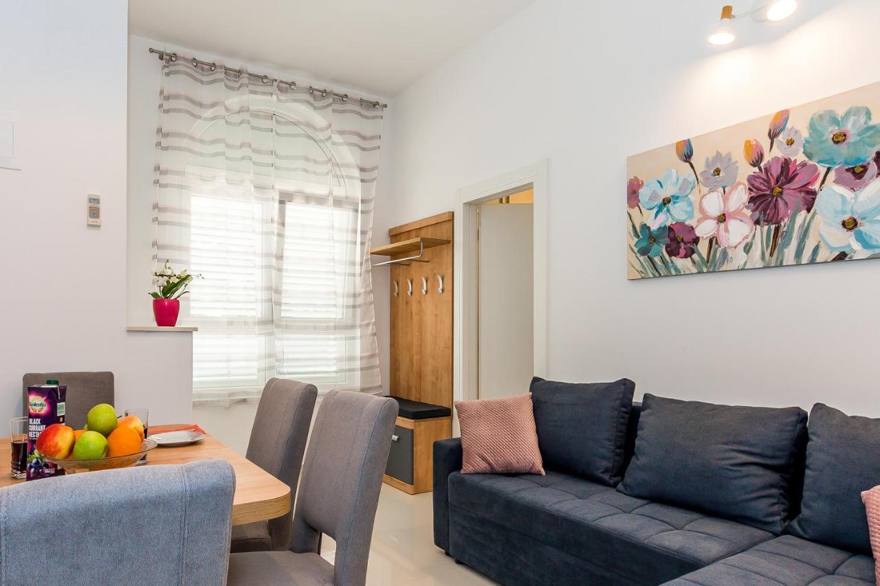 Apartmani Vesna เกรบัชติซา ภายนอก รูปภาพ