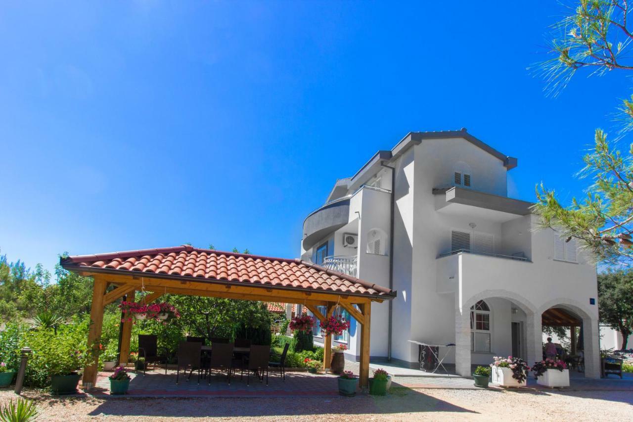 Apartmani Vesna เกรบัชติซา ภายนอก รูปภาพ