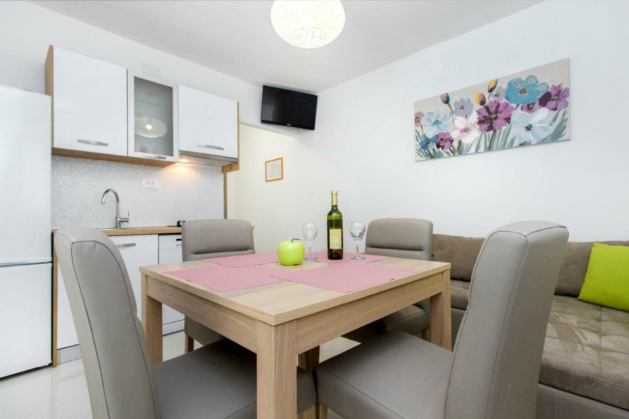 Apartmani Vesna เกรบัชติซา ภายนอก รูปภาพ
