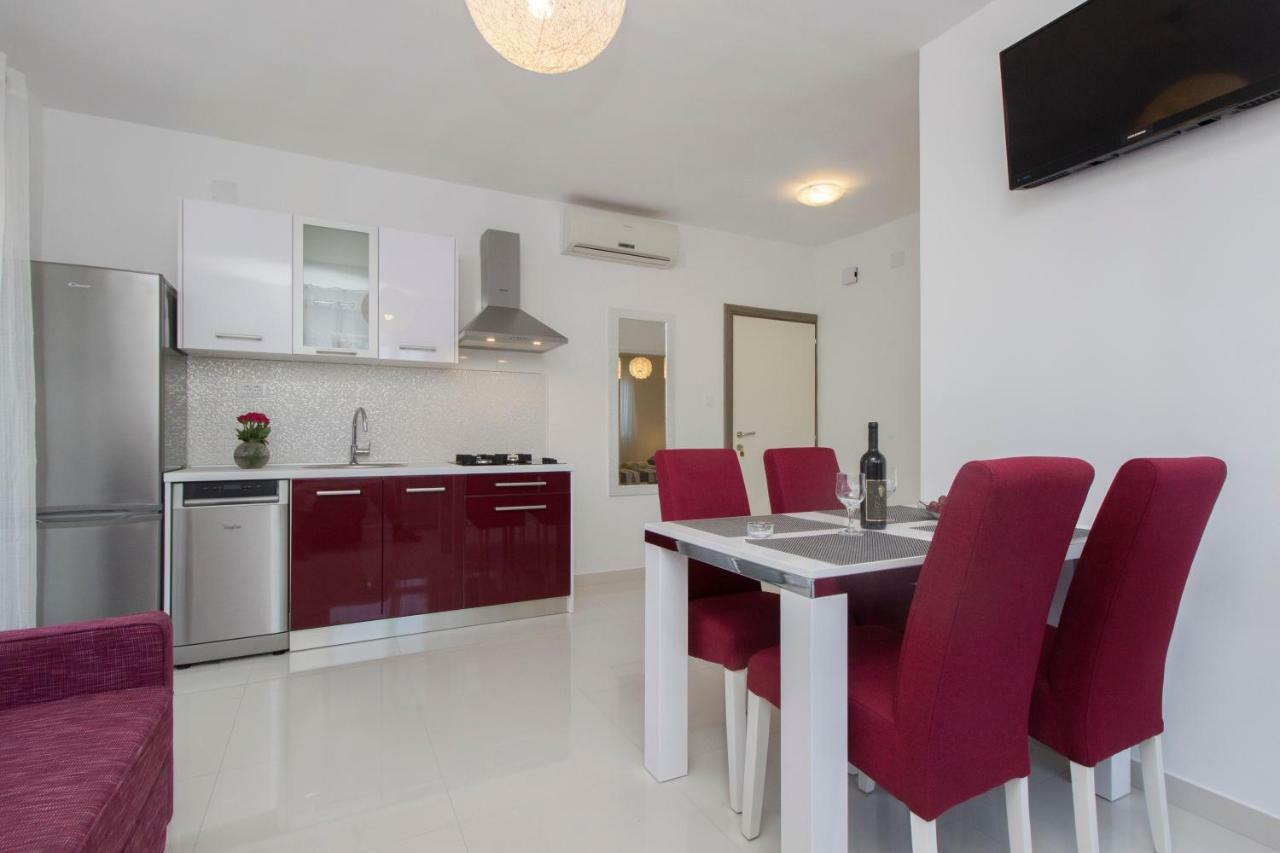 Apartmani Vesna เกรบัชติซา ภายนอก รูปภาพ